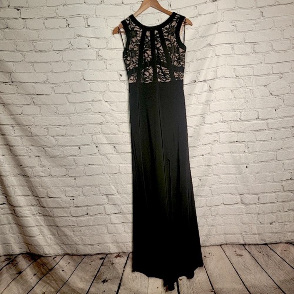 Morgan & Co. Black Lace Evening dress size 5/6 NWT